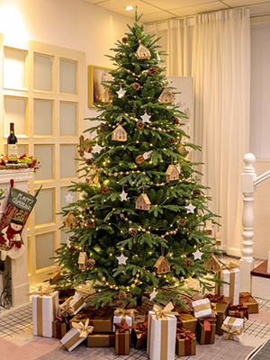 https://www.futuredecoration.com/artificial-christmas-trees/