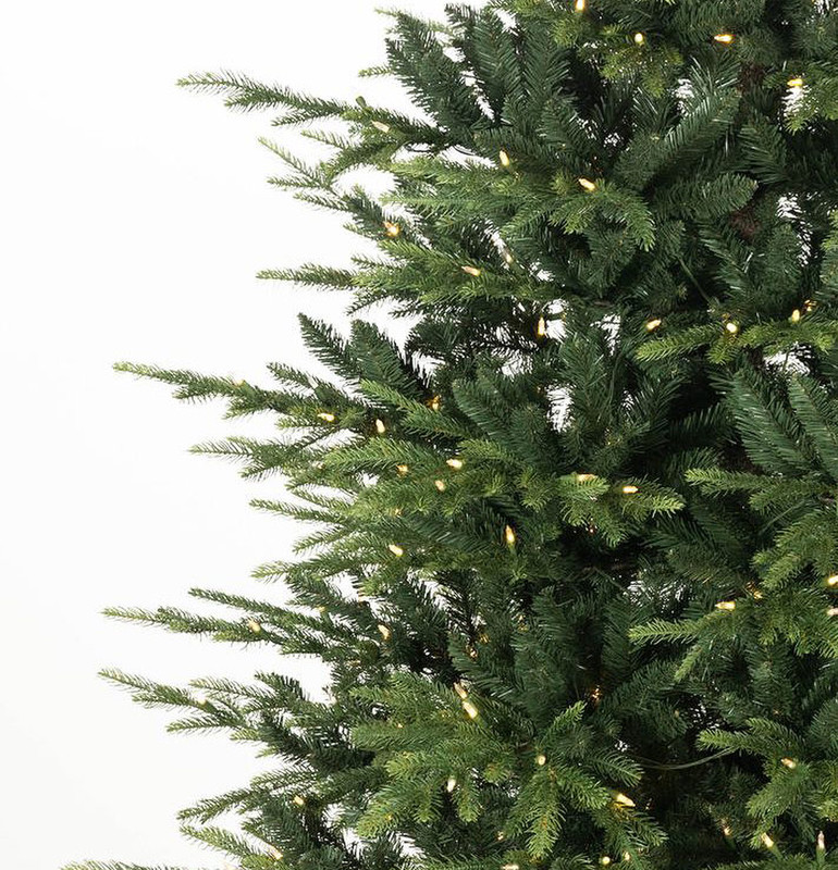 Artificial 7ft Christmas Tree (1)